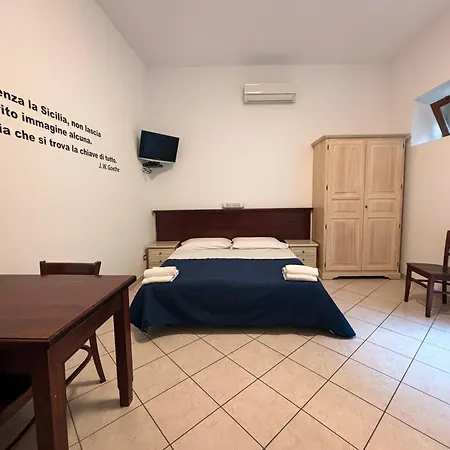 Mamamia #lipari Guest house